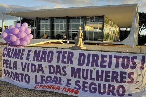 Article : Avortement au Brésil: Il faut « tuer » le roi