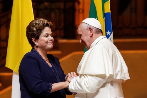 Article : Dilma Rousseff : «Bénissez-moi mon père car j’ai péché, cela fait 67 ans que je suis une femme»