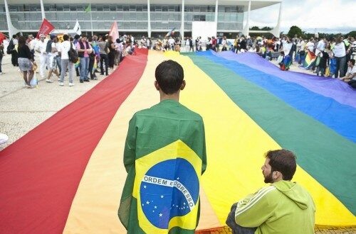 Article : La terrifiante montée des extrémismes au Brésil